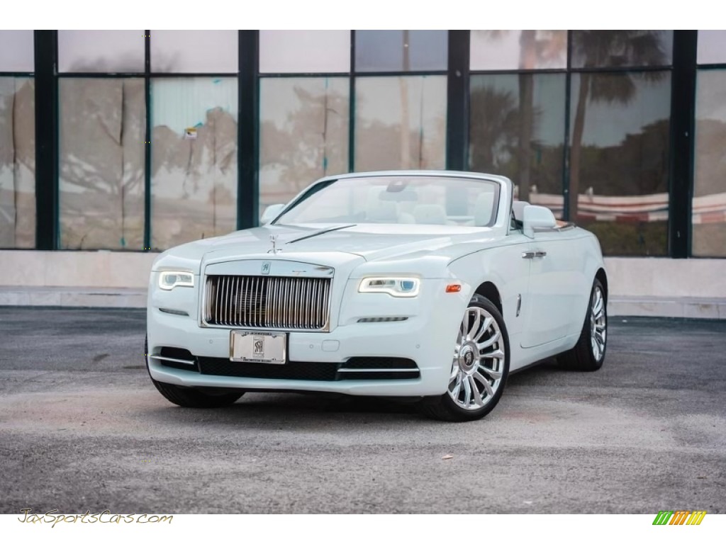 Commissioned Collection Andalusi / Arctic White/Black Rolls-Royce Dawn 