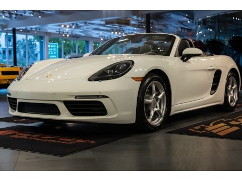 Carrara White Metallic 2022 Porsche 718 Boxster 