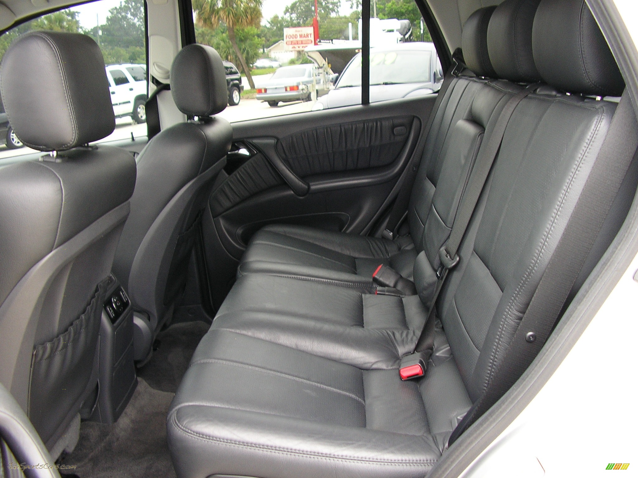 2005 ML 350 4Matic Special Edition - Brilliant Silver Metallic / Charcoal photo #10
