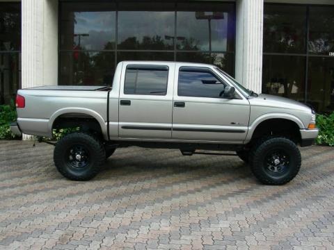 Light Pewter Metallic 2003 Chevrolet S10 LS Crew Cab 4x4 Light Pewter Metallic 2003 Chevrolet S10 LS Crew Cab 4x4