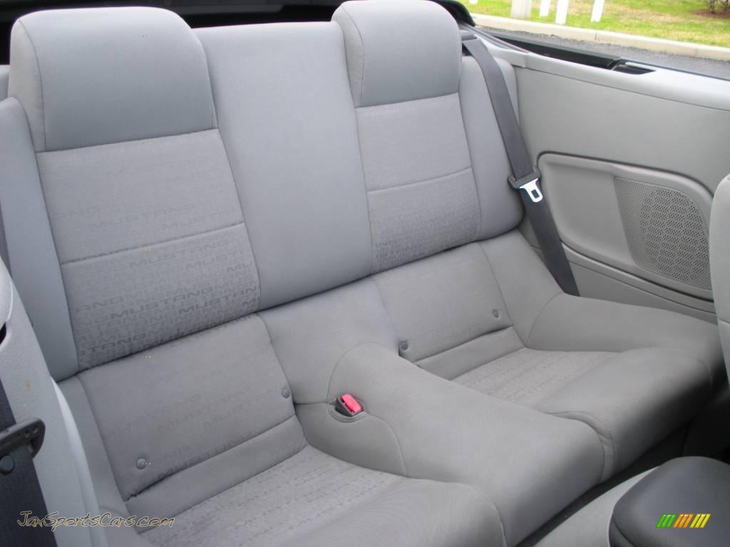 2008 Mustang V6 Deluxe Convertible - Vapor Silver Metallic / Light Graphite photo #21