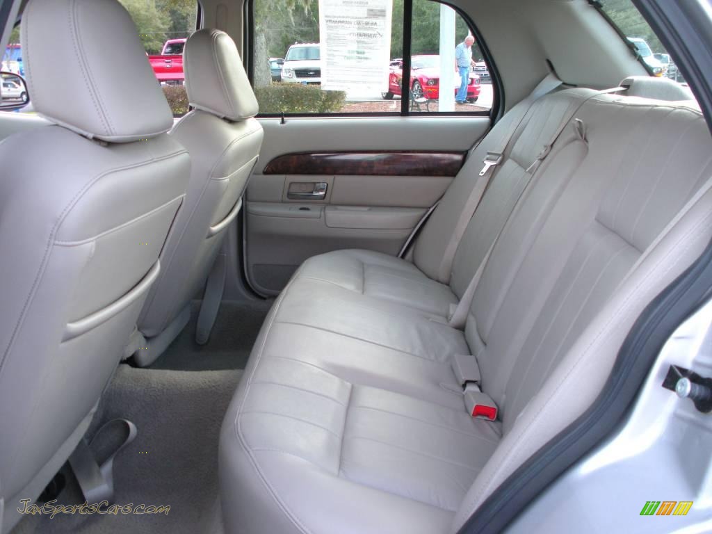 2007 Grand Marquis LS - Silver Birch Metallic / Medium Light Stone photo #13