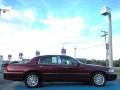 Lincoln Town Car Signature Autumn Red Metallic photo #6