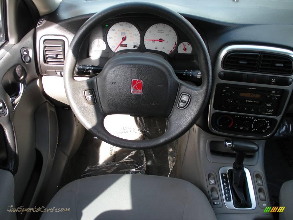 2003 L Series LW300 Wagon - Bright Silver / Gray photo #19