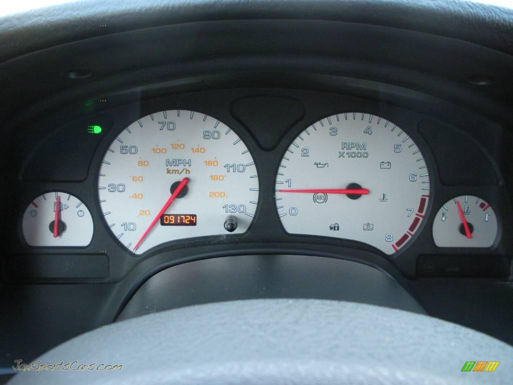 2003 L Series LW300 Wagon - Bright Silver / Gray photo #20