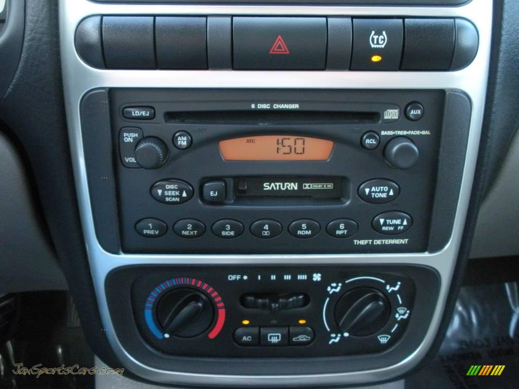 2003 L Series LW300 Wagon - Bright Silver / Gray photo #22