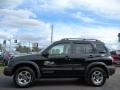 Chevrolet Tracker ZR2 4WD Hard Top Black photo #2 Chevrolet Tracker ZR2 4WD Hard Top Black photo #2