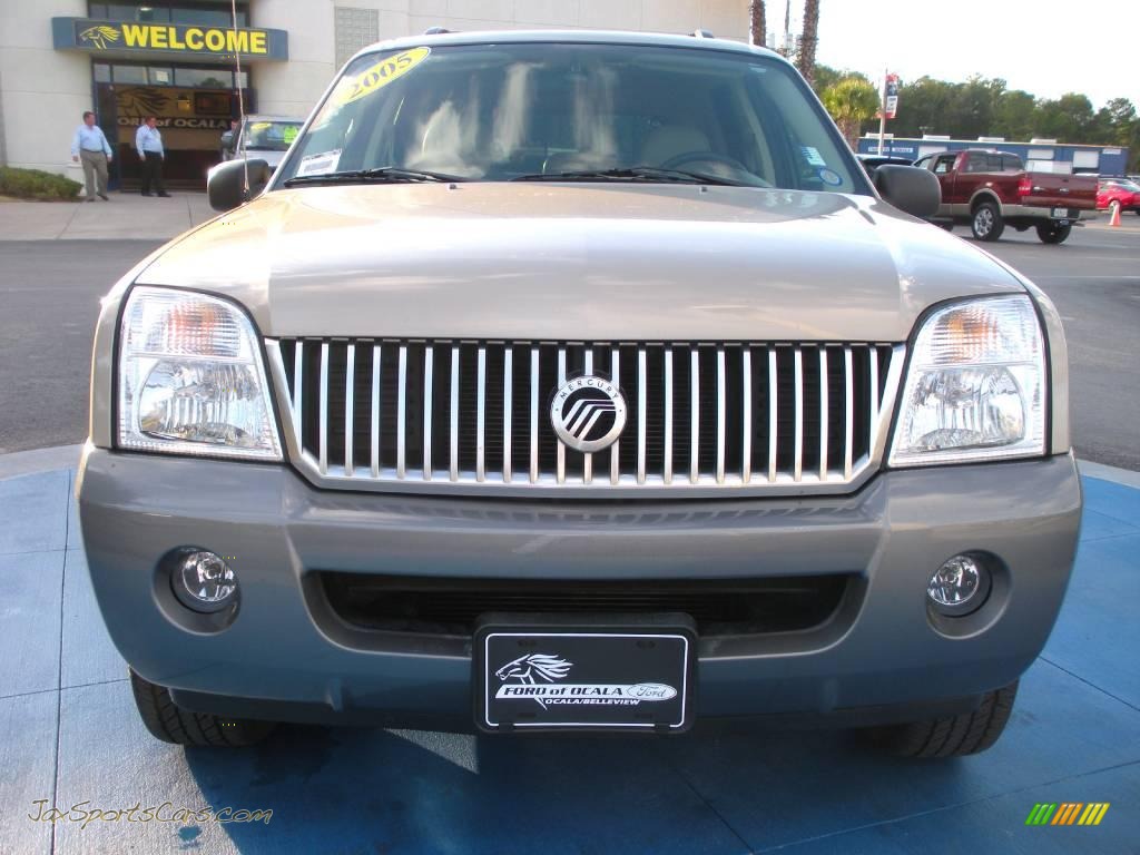 2005 Mountaineer V6 AWD - Light French Silk Metallic / Medium Dark Parchment photo #8