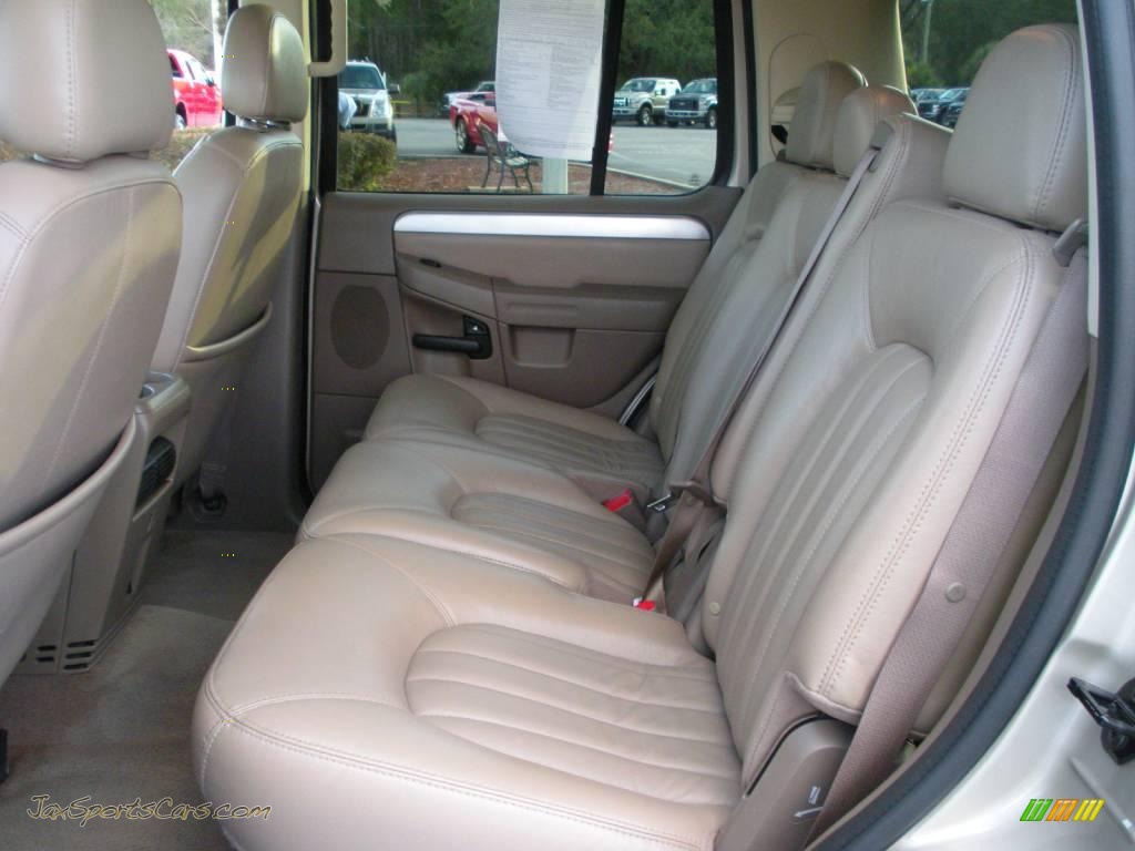 2005 Mountaineer V6 AWD - Light French Silk Metallic / Medium Dark Parchment photo #14