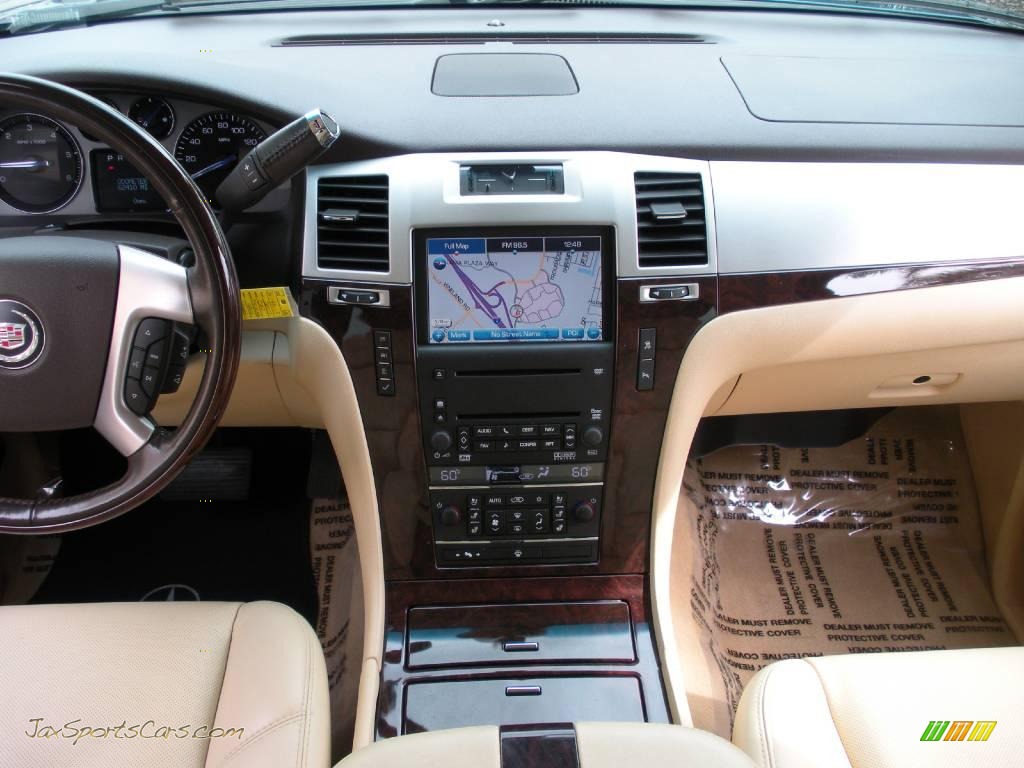 2007 Escalade EXT AWD - Blue Chip / Cocoa/Light Cashmere photo #17