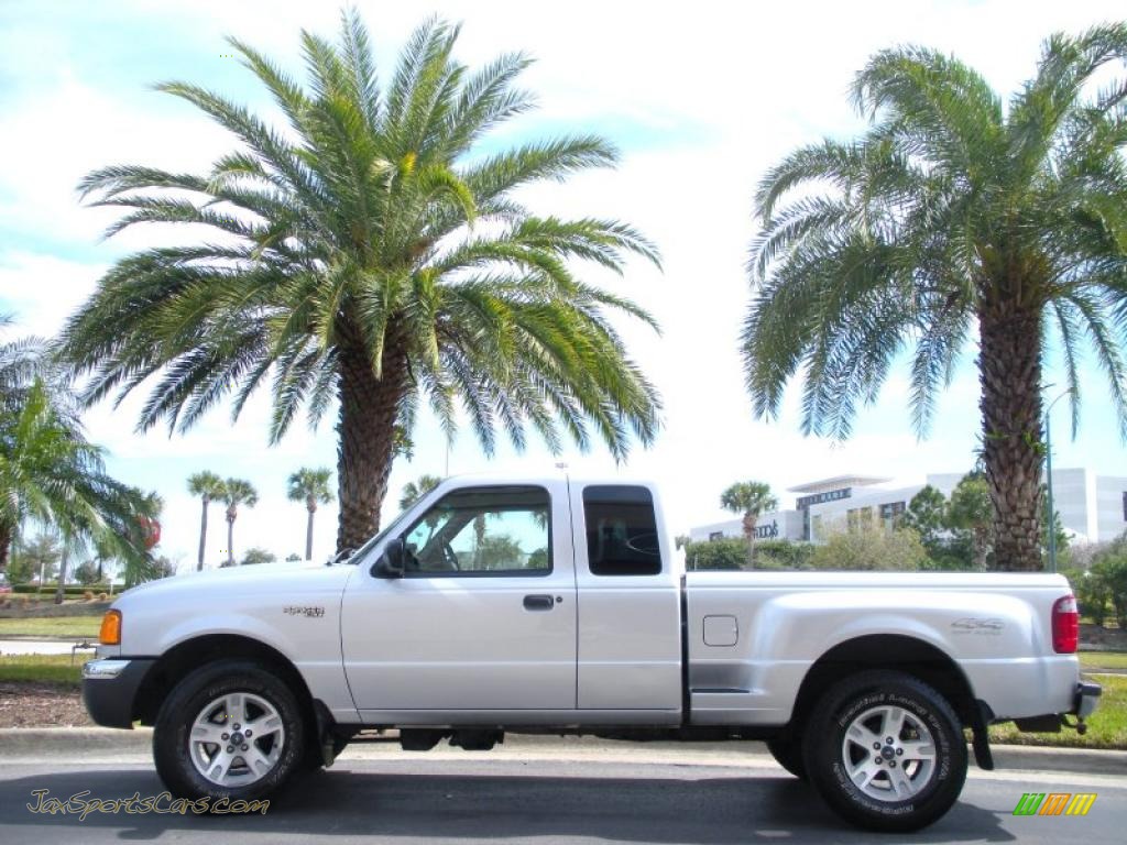 Silver Frost Metallic / Dark Graphite Ford Ranger XLT SuperCab 4x4 Silver Frost Metallic / Dark Graphite Ford Ranger XLT SuperCab 4x4