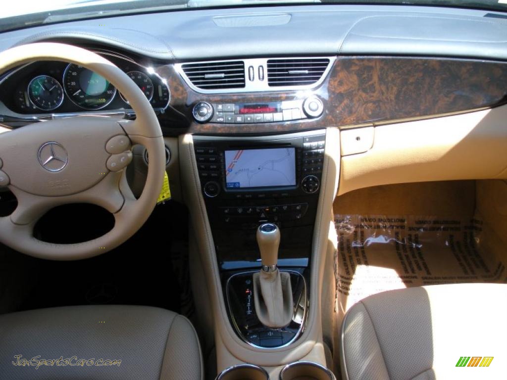 2007 CLS 550 - Black / Cashmere photo #17