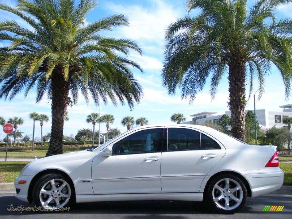 Arctic White / Ash Mercedes-Benz C 230 Sport Arctic White / Ash Mercedes-Benz C 230 Sport