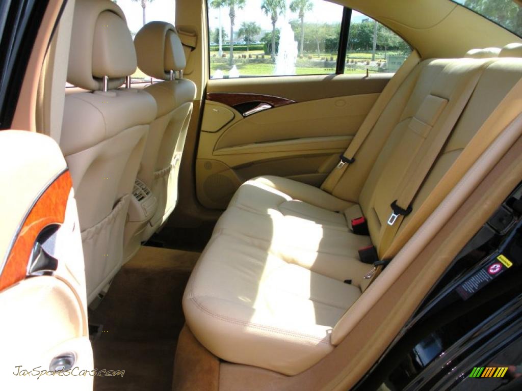 2007 E 350 4Matic Sedan - Black / Cashmere photo #13