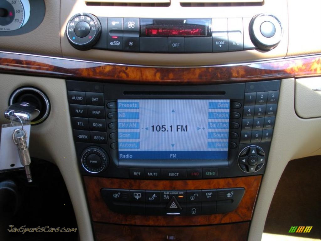 2008 E 350 Sedan - Indium Grey Metallic / Cashmere photo #22