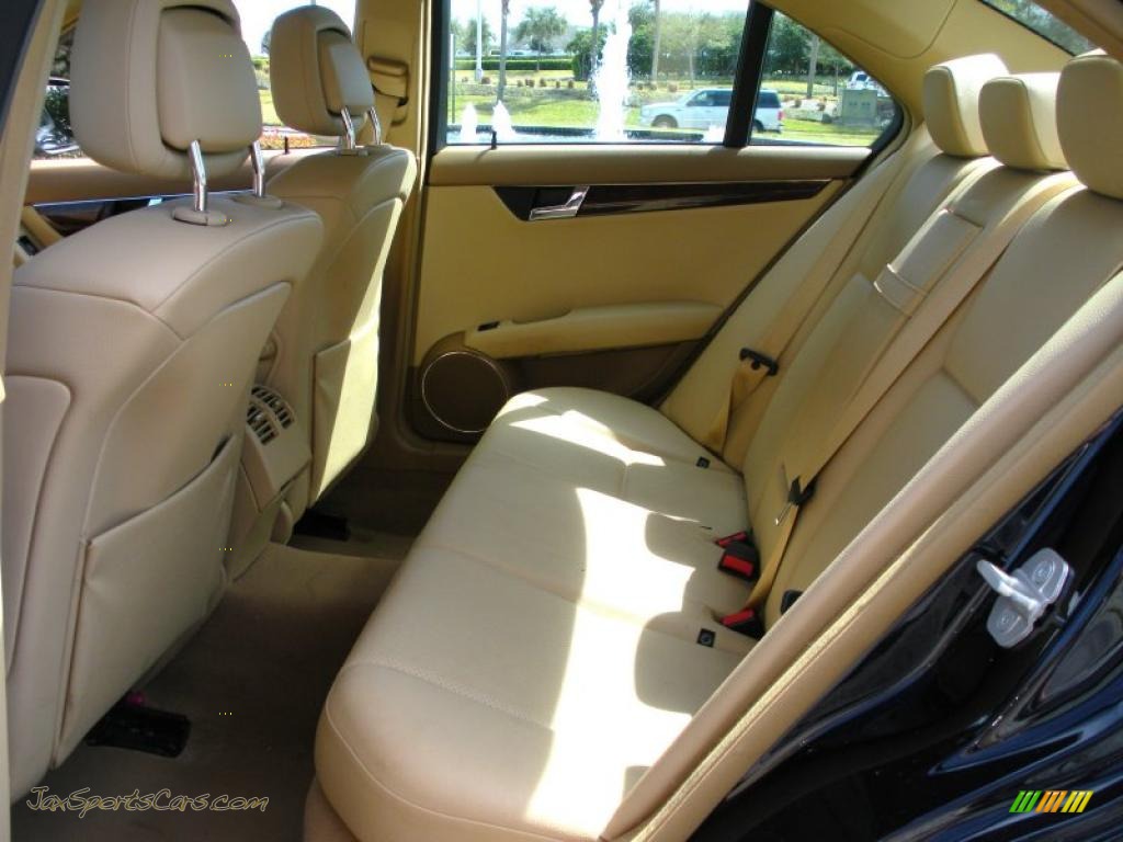 2008 C 300 4Matic Luxury - Capri Blue Metallic / Savanna/Cashmere photo #13