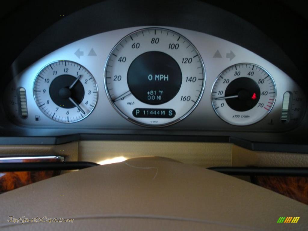 2009 E 350 Sedan - Pewter Metallic / Cashmere photo #20