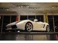 Lamborghini Gallardo Spyder Balloon White photo #16 Lamborghini Gallardo Spyder Balloon White photo #16