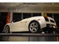 Lamborghini Gallardo Spyder Balloon White photo #26 Lamborghini Gallardo Spyder Balloon White photo #26