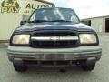 Chevrolet Tracker Hard Top Dark Blue Metallic photo #14