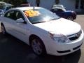 Saturn Aura XE 3.5 Cream White photo #3 Saturn Aura XE 3.5 Cream White photo #3