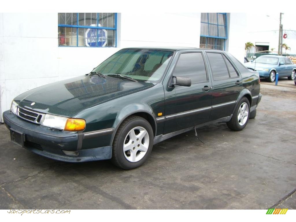 Scarabe Green Metallic / Beige Saab 9000 CS Turbo Scarabe Green Metallic / Beige Saab 9000 CS Turbo