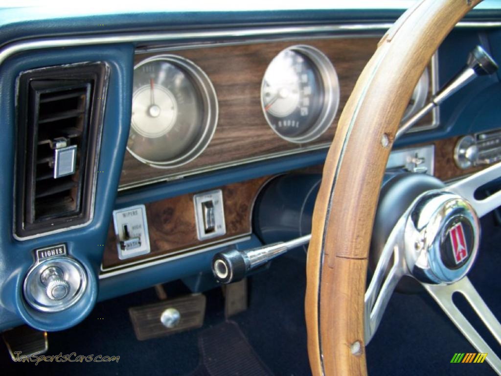 1971 Cutlass Supreme SX Convertible - Medium Blue / Dark Blue photo #22
