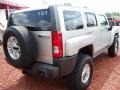 Hummer H3  Boulder Gray Metallic photo #7