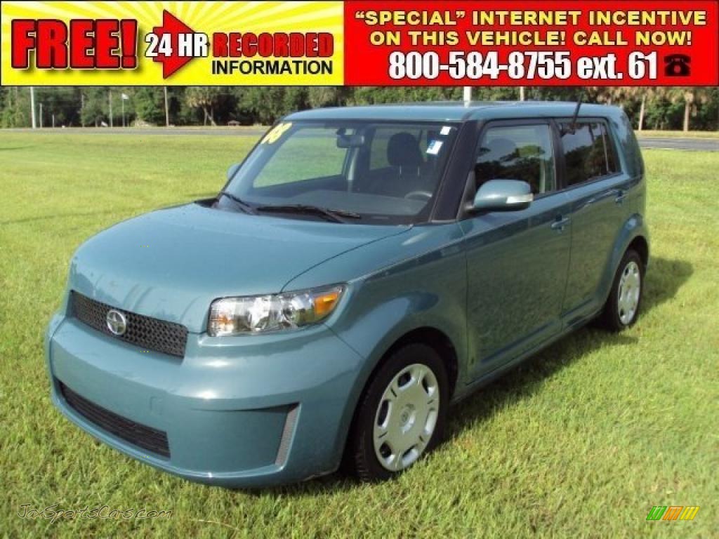 Hypnotic Teal Mica / Dark Gray Scion xB 