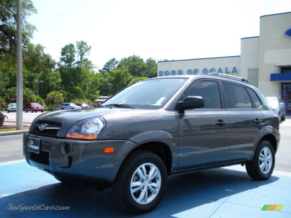 Dark Titanium Gray / Gray Hyundai Tucson GLS Dark Titanium Gray / Gray Hyundai Tucson GLS
