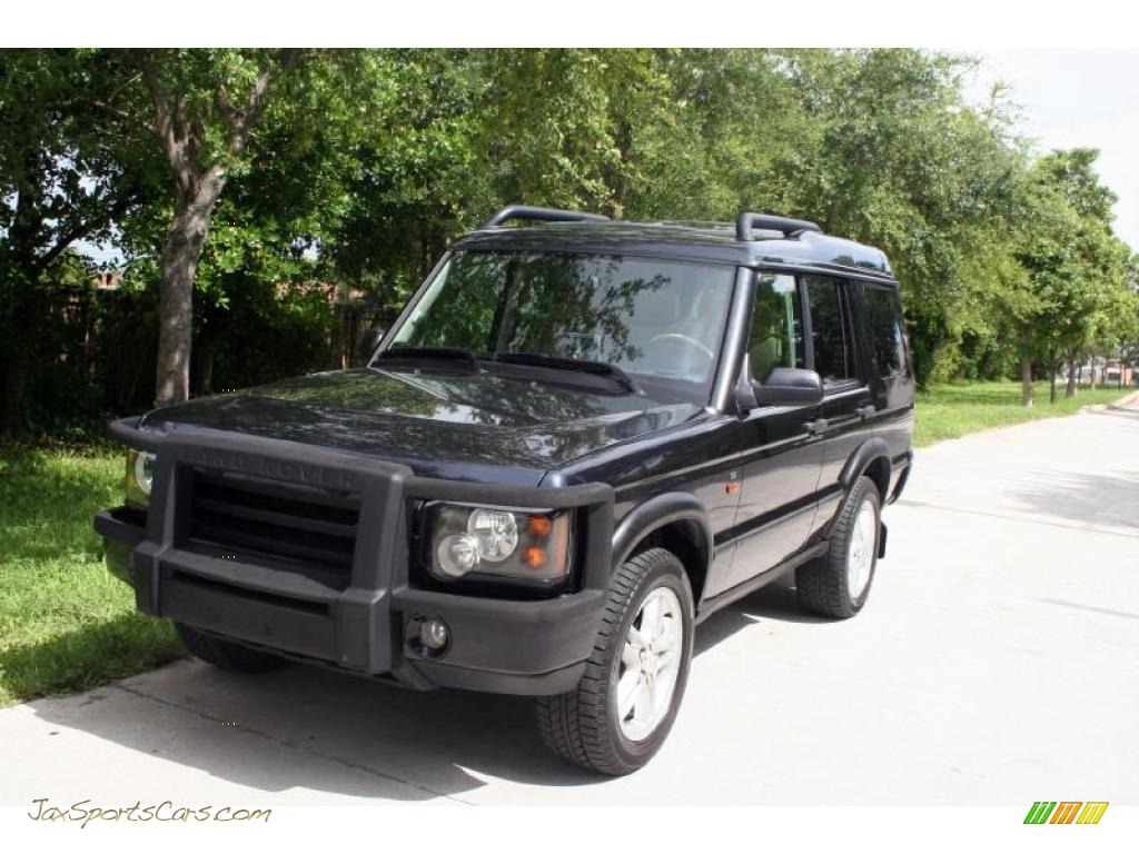 Adriatic Blue / Alpaca Beige Land Rover Discovery SE Adriatic Blue / Alpaca Beige Land Rover Discovery SE