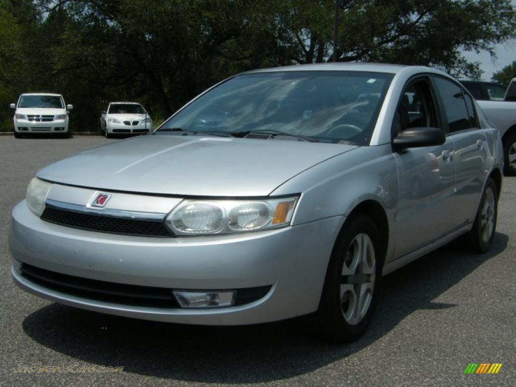 Silver / Gray Saturn ION 3 Sedan Silver / Gray Saturn ION 3 Sedan