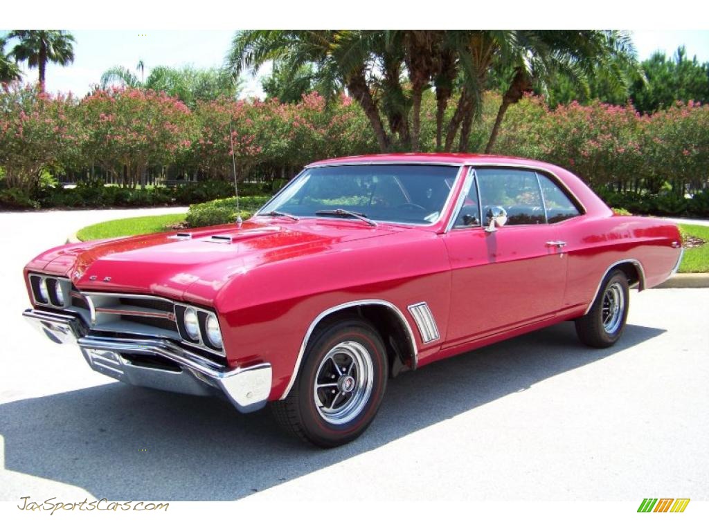 Apple Red / Black Buick Skylark GS 400 Coupe Apple Red / Black Buick Skylark GS 400 Coupe