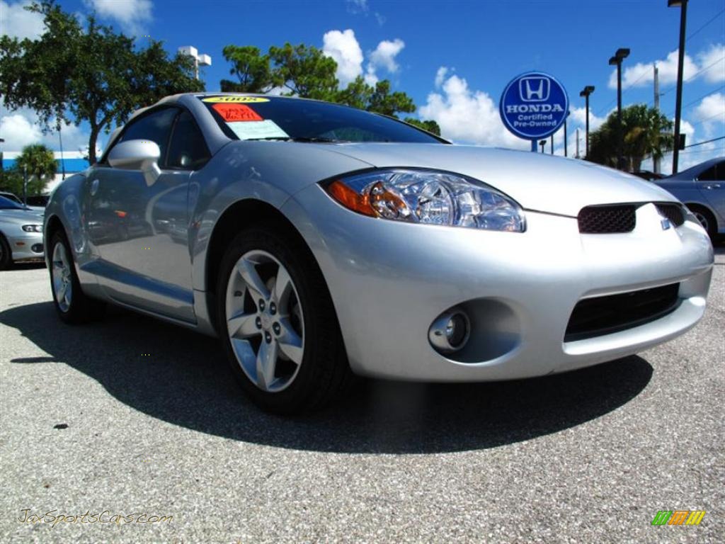 Liquid Silver Metallic / Medium Gray Mitsubishi Eclipse Spyder GS Liquid Silver Metallic / Medium Gray Mitsubishi Eclipse Spyder GS