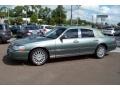 Lincoln Town Car Signature Light Tundra Metallic photo #4 Lincoln Town Car Signature Light Tundra Metallic photo #4