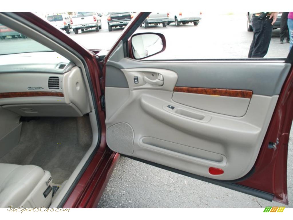 2000 Impala LS - Dark Carmine Red Metallic / Light Oak photo #17