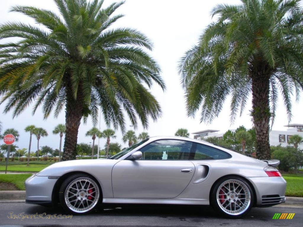 Arctic Silver Metallic / Black Porsche 911 Turbo Coupe