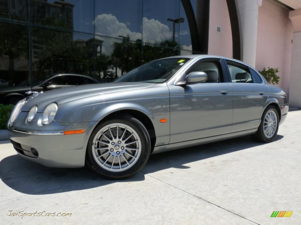 Quartz Metallic / Dove Jaguar S-Type 3.0