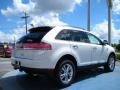 Lincoln MKX FWD White Platinum Tri-Coat photo #3
