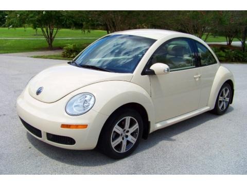 Harvest Moon Beige 2006 Volkswagen New Beetle TDI Coupe Harvest Moon Beige 2006 Volkswagen New Beetle TDI Coupe