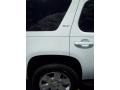 GMC Yukon Denali AWD Summit White photo #2 GMC Yukon Denali AWD Summit White photo #2