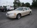 Lincoln Town Car Cartier Light Parchment Gold Metallic photo #2 Lincoln Town Car Cartier Light Parchment Gold Metallic photo #2