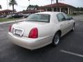 Lincoln Town Car Cartier Light Parchment Gold Metallic photo #4 Lincoln Town Car Cartier Light Parchment Gold Metallic photo #4