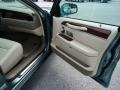 Lincoln Town Car Ultimate Light Tundra Metallic photo #19