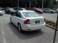Volvo S40 2.4i Ice White photo #6 Volvo S40 2.4i Ice White photo #6