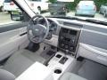 Jeep Liberty Sport Stone White photo #19 Jeep Liberty Sport Stone White photo #19