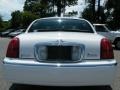 Lincoln Town Car Executive Vibrant White photo #4 Lincoln Town Car Executive Vibrant White photo #4