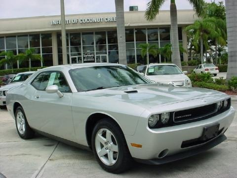 Bright Silver Metallic 2010 Dodge Challenger SE Bright Silver Metallic 2010 Dodge Challenger SE