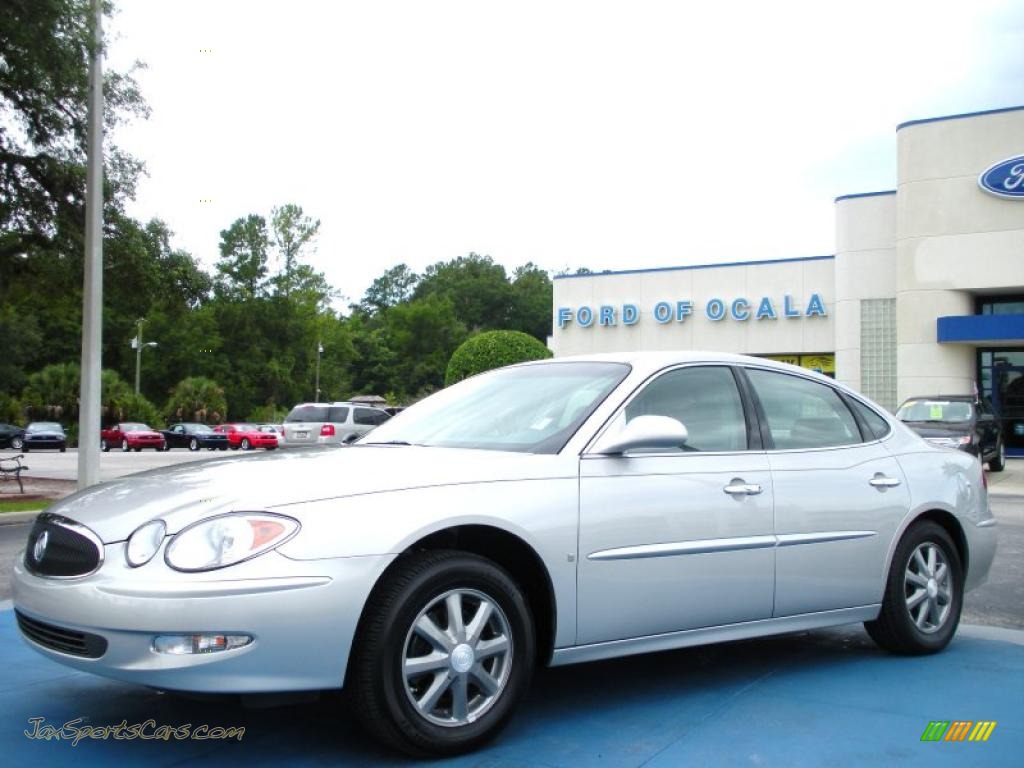Platinum Metallic / Gray Buick LaCrosse CXL