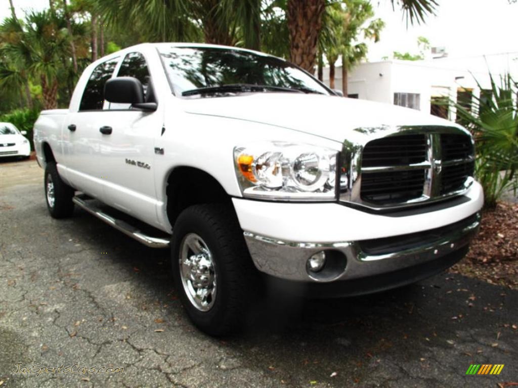 Bright White / Medium Slate Gray Dodge Ram 1500 SLT Mega Cab 4x4